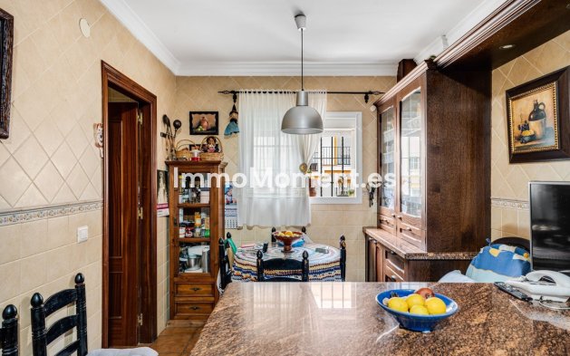 Revente - Villa - Estepona  - Estepona Centro