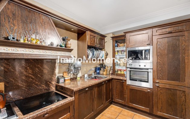 Revente - Villa - Estepona  - Estepona Centro