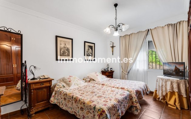 Revente - Villa - Estepona  - Estepona Centro