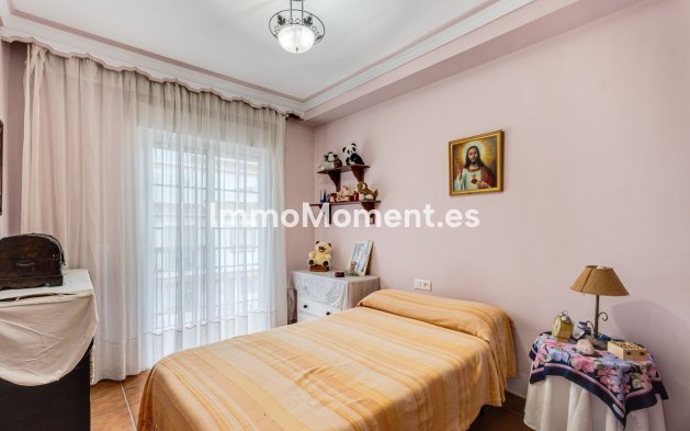 Revente - Villa - Estepona  - Estepona Centro