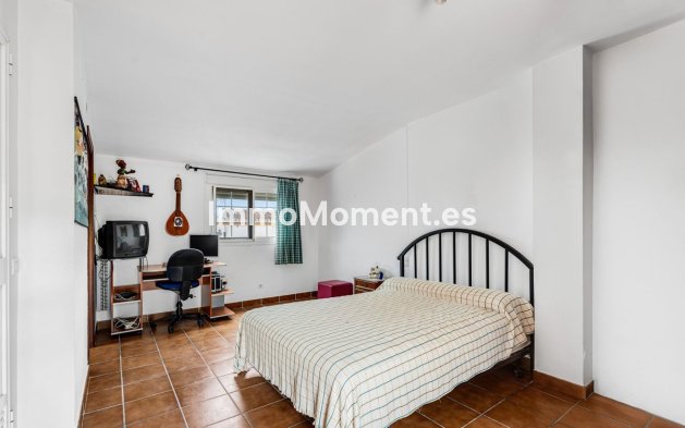 Revente - Villa - Estepona  - Estepona Centro