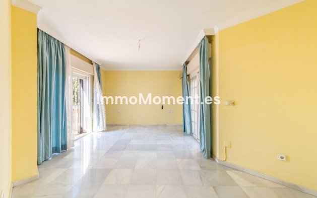 Wiederverkauf - Villa - Marbella - Marbella Centro