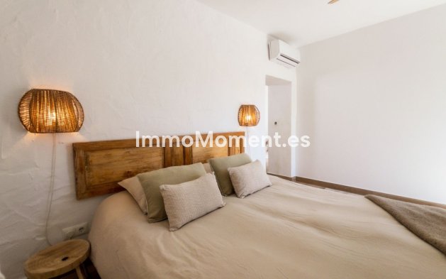 Revente - Maison mitoyenne - Intérieur                       - Guaro