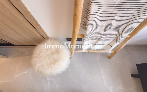 Reventa - Apartamento - Interior  - Istán