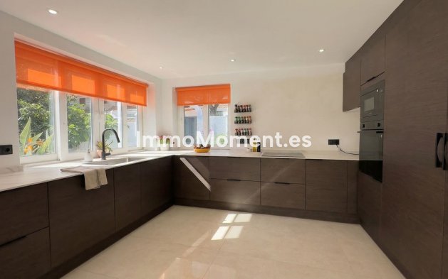 Bestaande woning - Vrijstaande villa - Mijas - Calahonda
