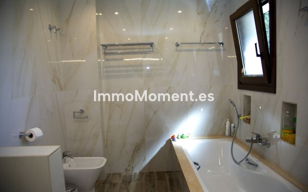 Reventa - Villa independiente - Mijas - La Cala Golf