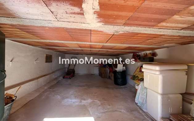 Wiederverkauf - Villa -   Inländisch - Alora