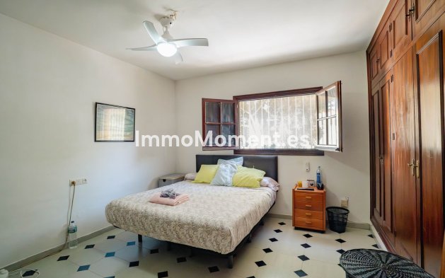 Resale - Villa - Fuengirola - Los Pacos