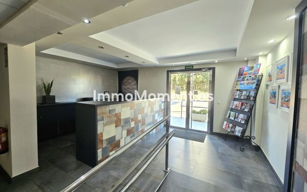 Resale - Apartment - Torremolinos