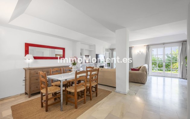 Revente - Maison mitoyenne - Estepona  - Estepona Centro