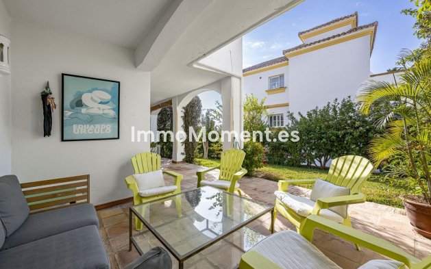 Revente - Maison mitoyenne - Estepona  - Estepona Centro