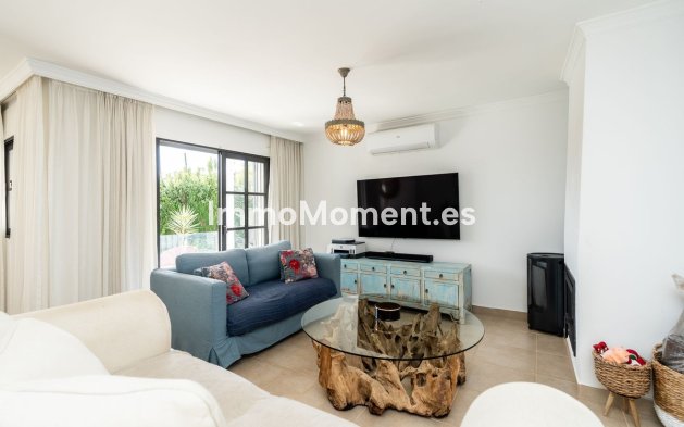 Wiederverkauf - Freistehende Villa - Estepona  - New Golden Mile