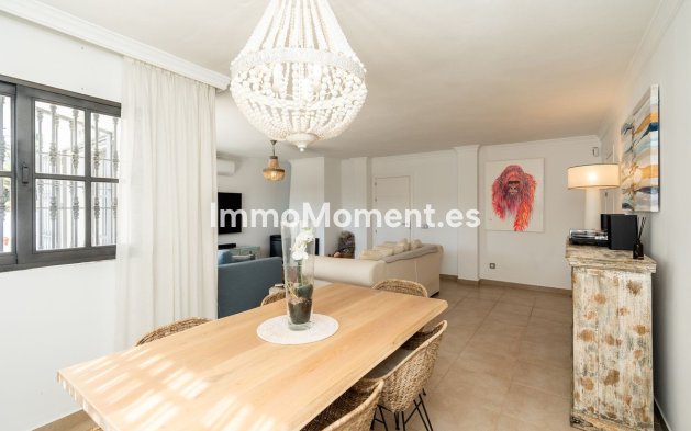 Wiederverkauf - Freistehende Villa - Estepona  - New Golden Mile