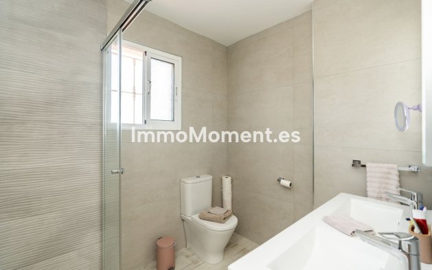 Wiederverkauf - Freistehende Villa - Estepona  - New Golden Mile