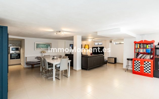Wiederverkauf - Freistehende Villa - Estepona  - New Golden Mile