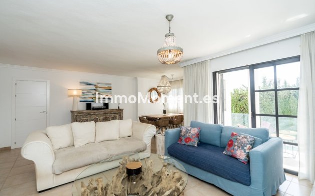 Wiederverkauf - Freistehende Villa - Estepona  - New Golden Mile