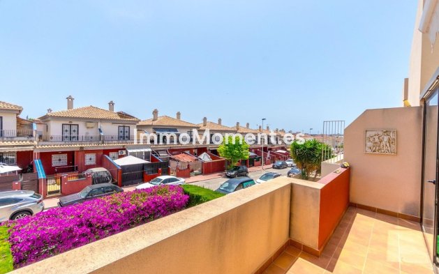 Resale - Townhouse - Torrevieja - Aguas Nuevas