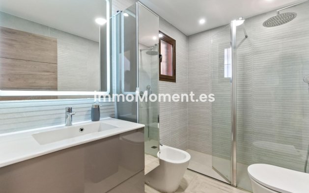 Resale - Townhouse - Torrevieja - Aguas Nuevas
