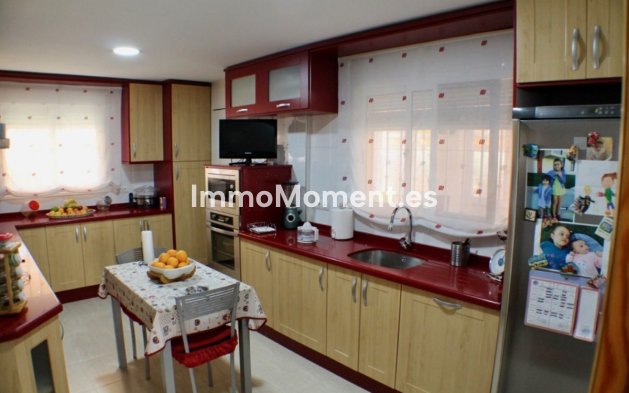 Wiederverkauf - Villa - La Nucía - La Nucia Centro