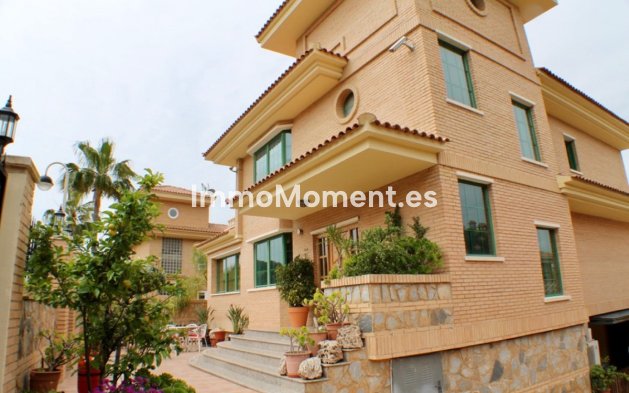 Reventa - Villa independiente - Benidorm - Benidorm Centro