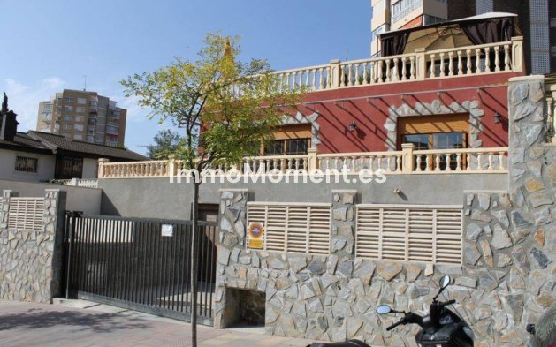 Revente - Villa individuelle - Benidorm - Benidorm Centro