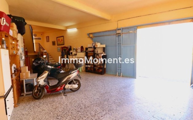 Resale - Detached villa - Benidorm - Benidorm Centro