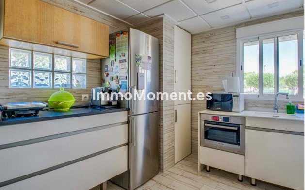 Wiederverkauf - Villa - La Nucía - La Nucia Centro