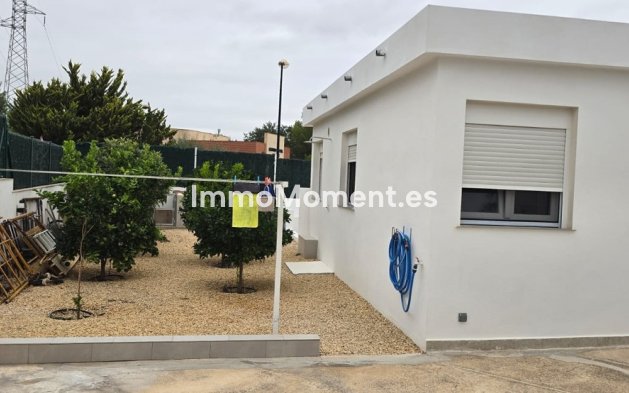 Wiederverkauf - Villa - La Nucía - La Nucia Centro