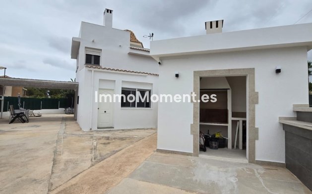 Wiederverkauf - Villa - La Nucía - La Nucia Centro