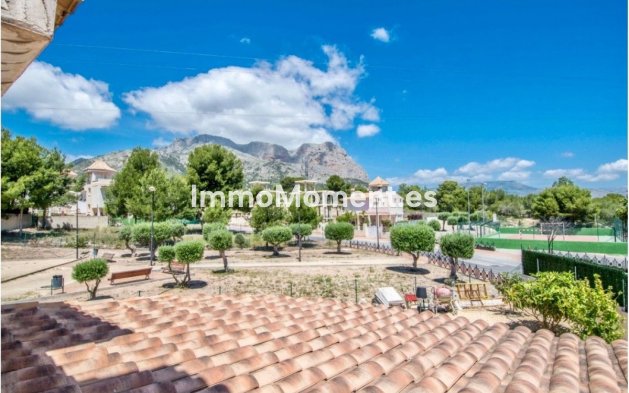 Wiederverkauf - Villa - La Nucía - La Nucia Centro