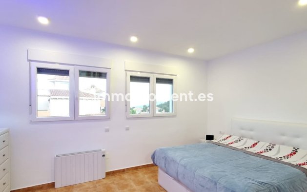 Wiederverkauf - Villa - La Nucía - La Nucia Centro