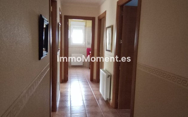 Resale - Villa - Yecla - Yecla Centro