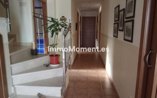 Resale - Villa - Yecla - Yecla Centro