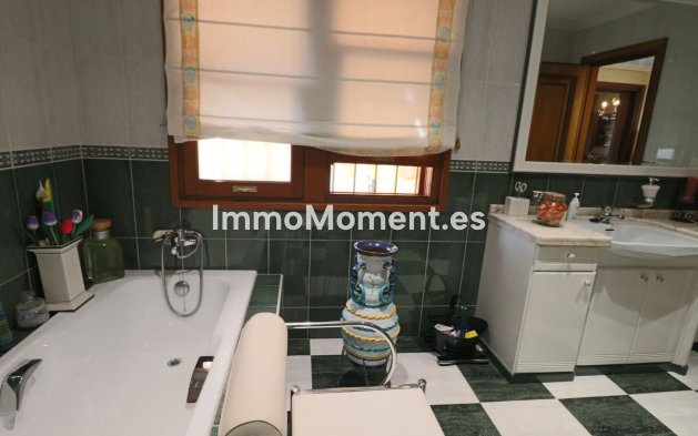 Wiederverkauf - Villa - La Nucía - La Nucia Centro