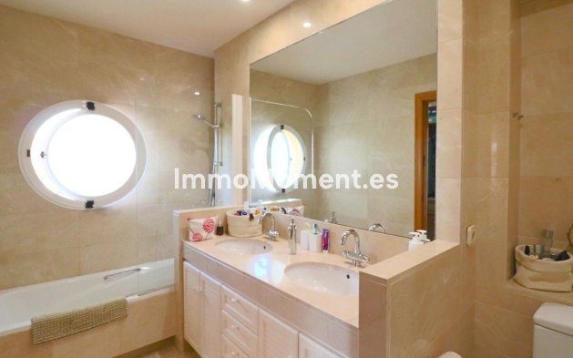 Wiederverkauf - Freistehende Villa - Benidorm - Benidorm Centro