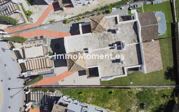 Revente - Villa - Estepona  - Estepona Centro