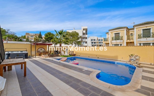 Wiederverkauf - Villa - Orihuela - Orihuela Costa