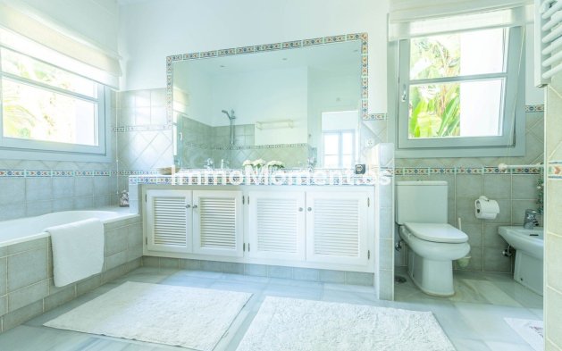 Revente - Villa - Marbella - Sierra Blanca