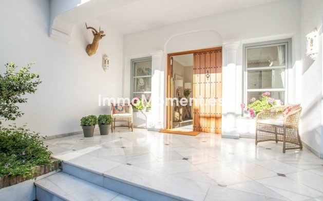 Revente - Villa - Marbella - Sierra Blanca