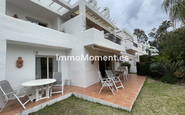 Resale - Apartment - Benahavís - Benahavís Centro
