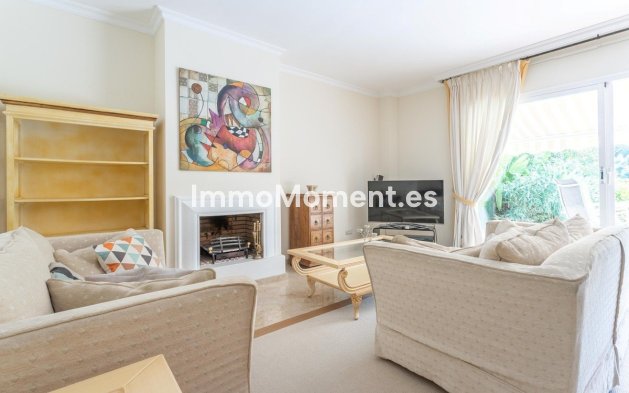 Resale - Apartment - Benahavís - Benahavís Centro