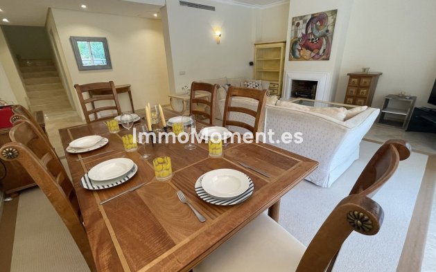 Resale - Apartment - Benahavís - Benahavís Centro