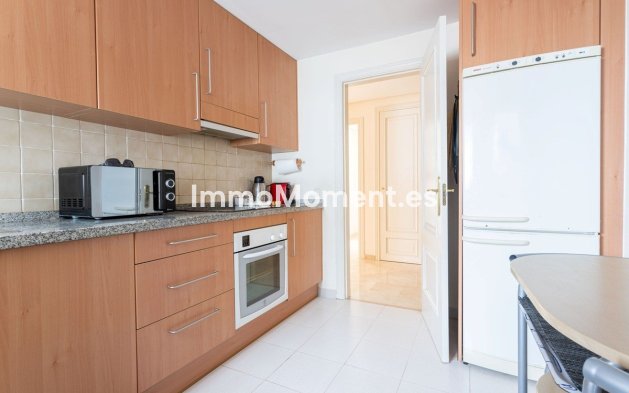 Resale - Apartment - Benahavís - Benahavís Centro