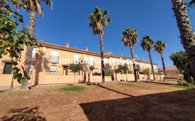 Revente - Terrain - Intérieur                       - Coín