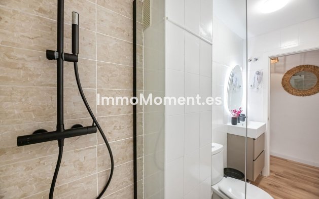 Resale - Apartment - Málaga - Málaga Centro