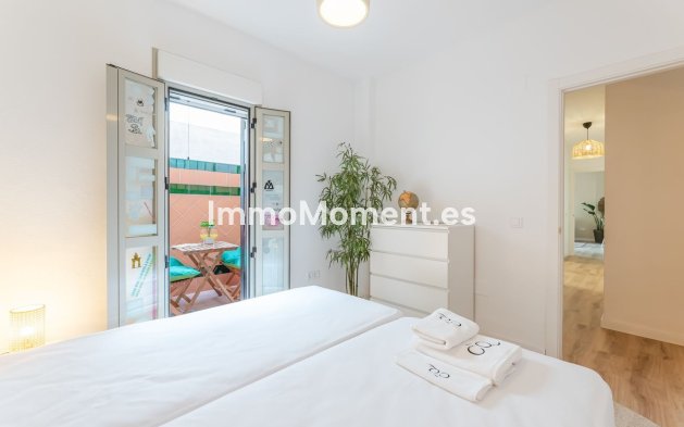 Resale - Apartment - Málaga - Málaga Centro