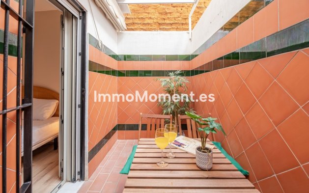 Resale - Apartment - Málaga - Málaga Centro