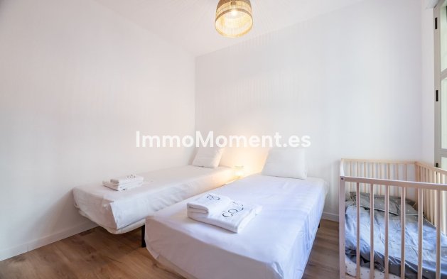 Resale - Apartment - Málaga - Málaga Centro