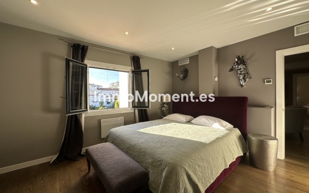 Wiederverkauf - Wohnung - Marbella - Puerto Banús