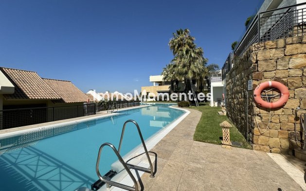 Wiederverkauf - Wohnung - Marbella - Altos de los Monteros